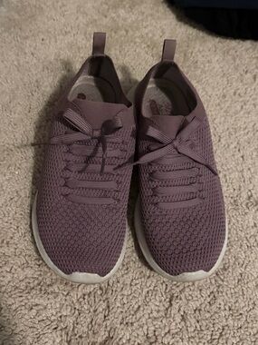Women’s sketchers sneakers Women’s size 6